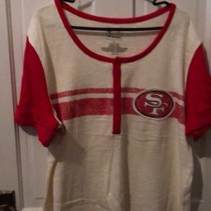 Women’s San Francisco top. It’s a size 2XL. It’s a very cute.
